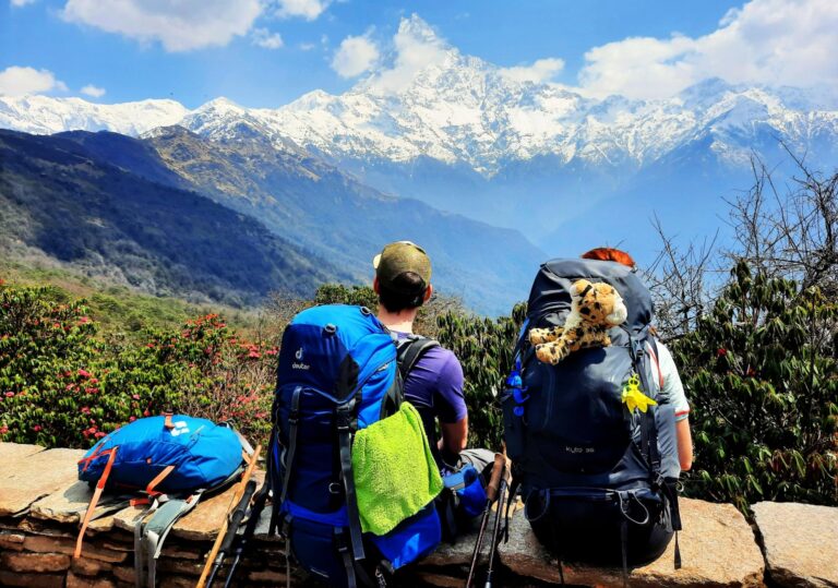 Trekker schauen auf dem Machapuchare - Mardi Himal Trekking