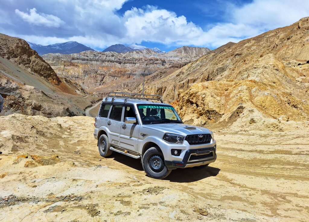 Upper Mustang Nepal – Jeepreise mit Klöstern, Kultur & Wanderungen